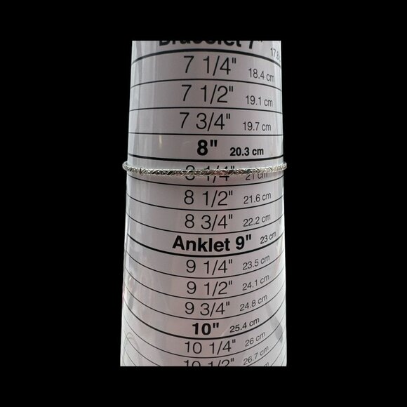 Set Of 3 Thin Metal Bangles With Mixed Patterns & Finishes - Picture 4 of 5